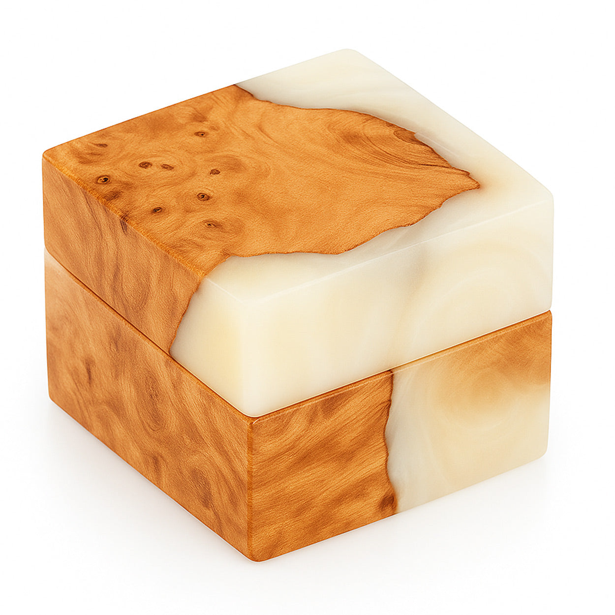 Closed onyx and wood ring box with natural grain pattern