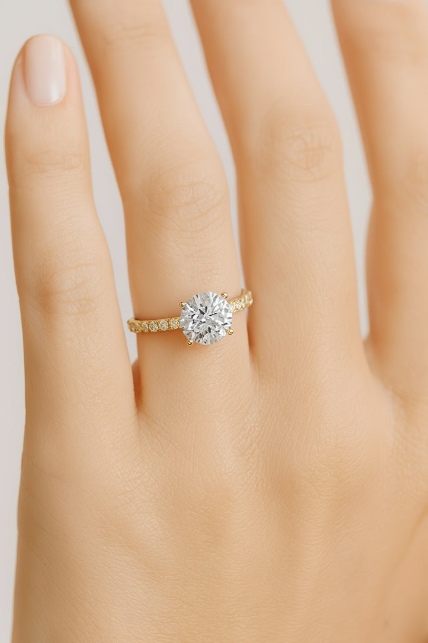 Luna Pavé Solitaire